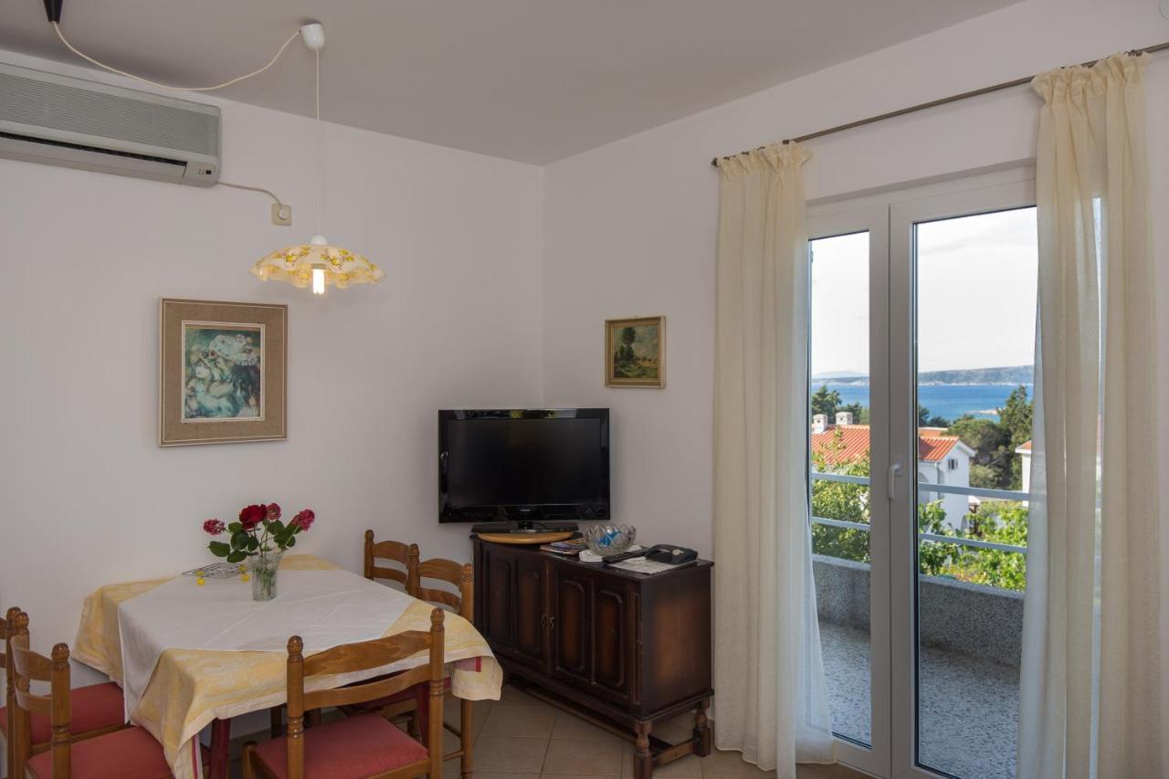 Apartman Leana Крк Экстерьер фото